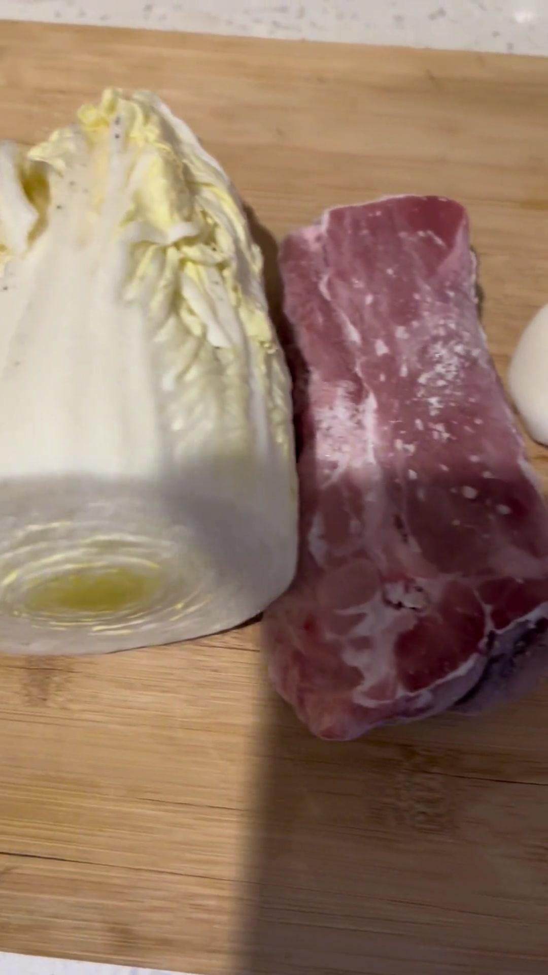 上海特色美食:黄芽菜肉丝炒年糕