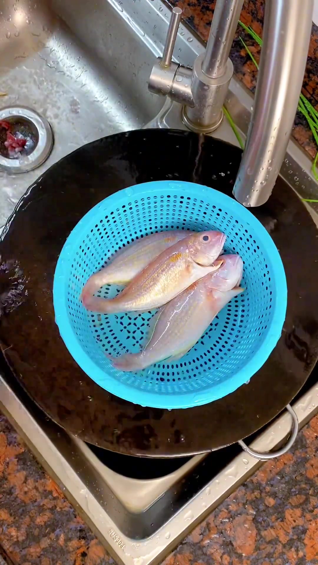 小红三鱼干煎原汁原味外酥里嫩