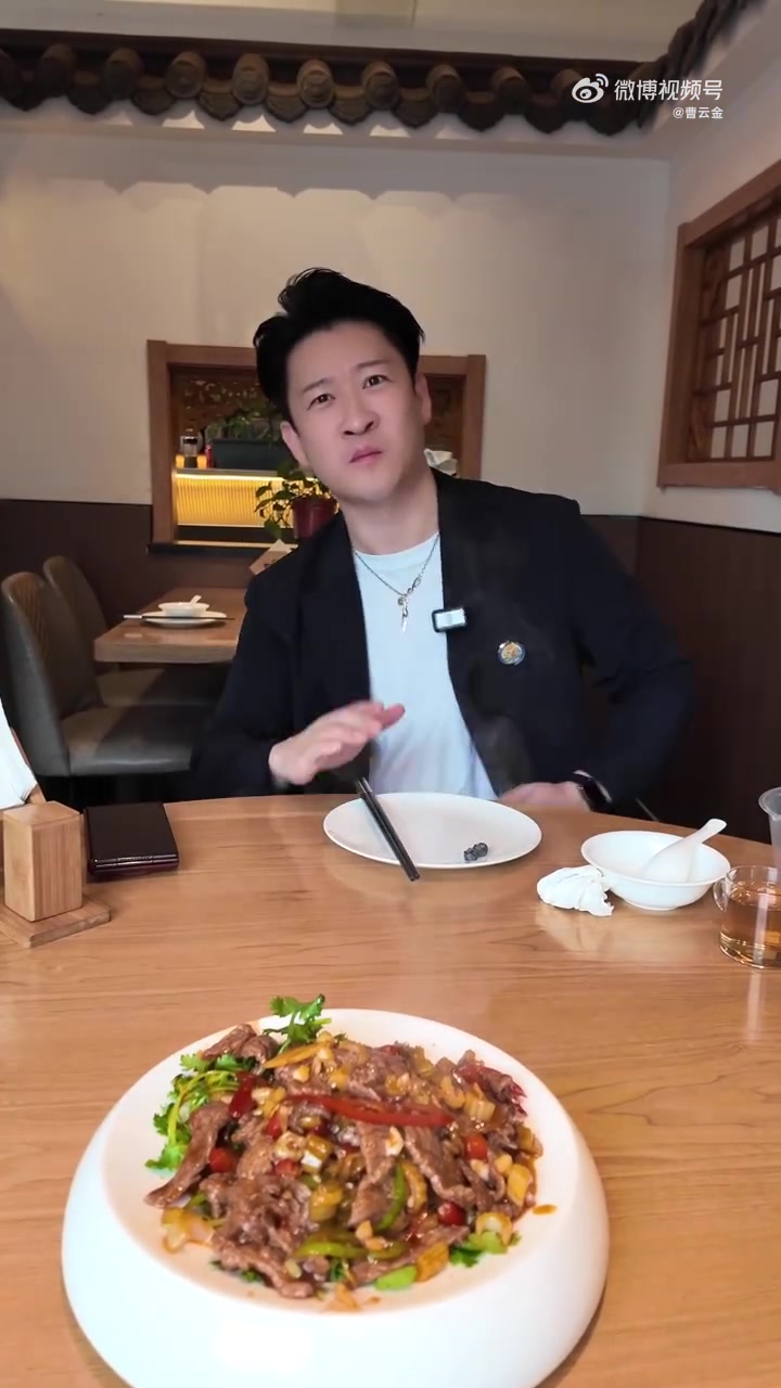 闻着上头吃着香的臭鳜鱼，一条根本不够吃！