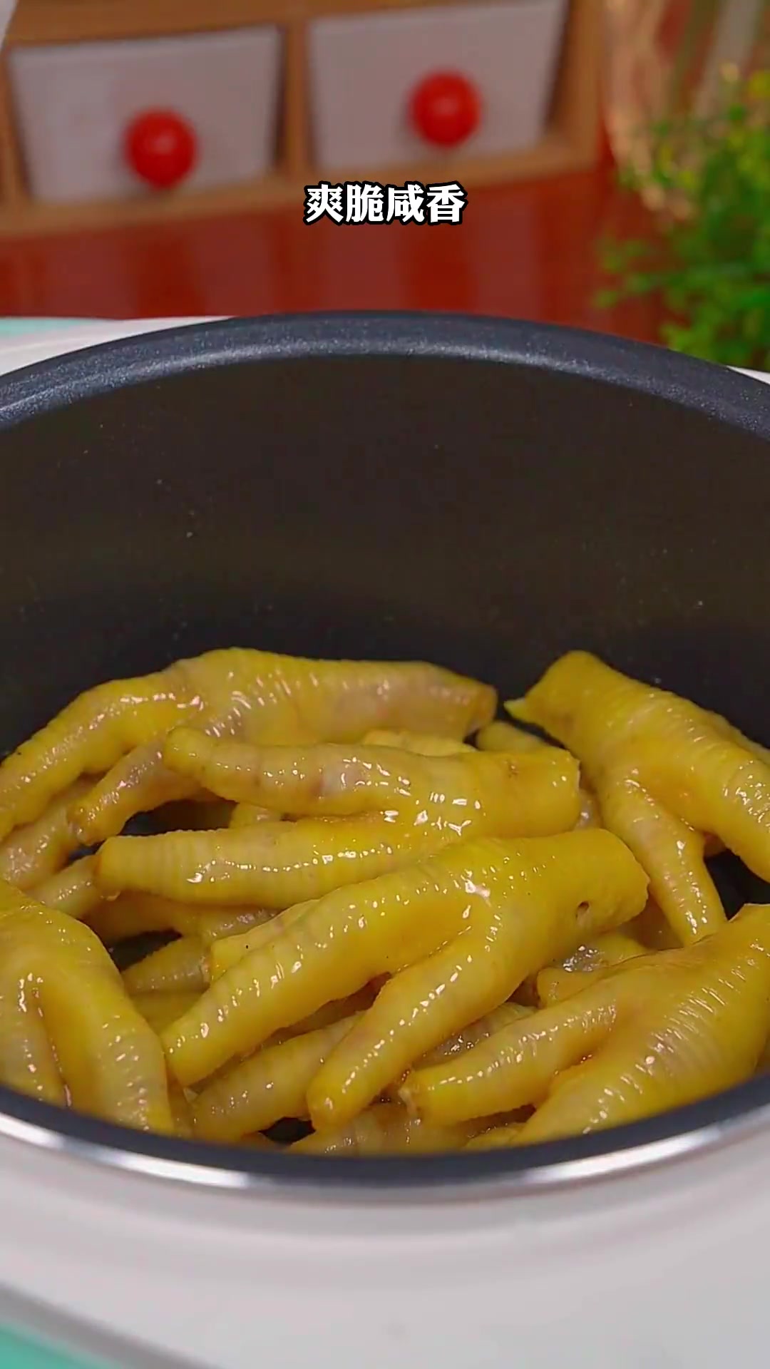 这样做的盐焗鸡爪,连骨头都是香的