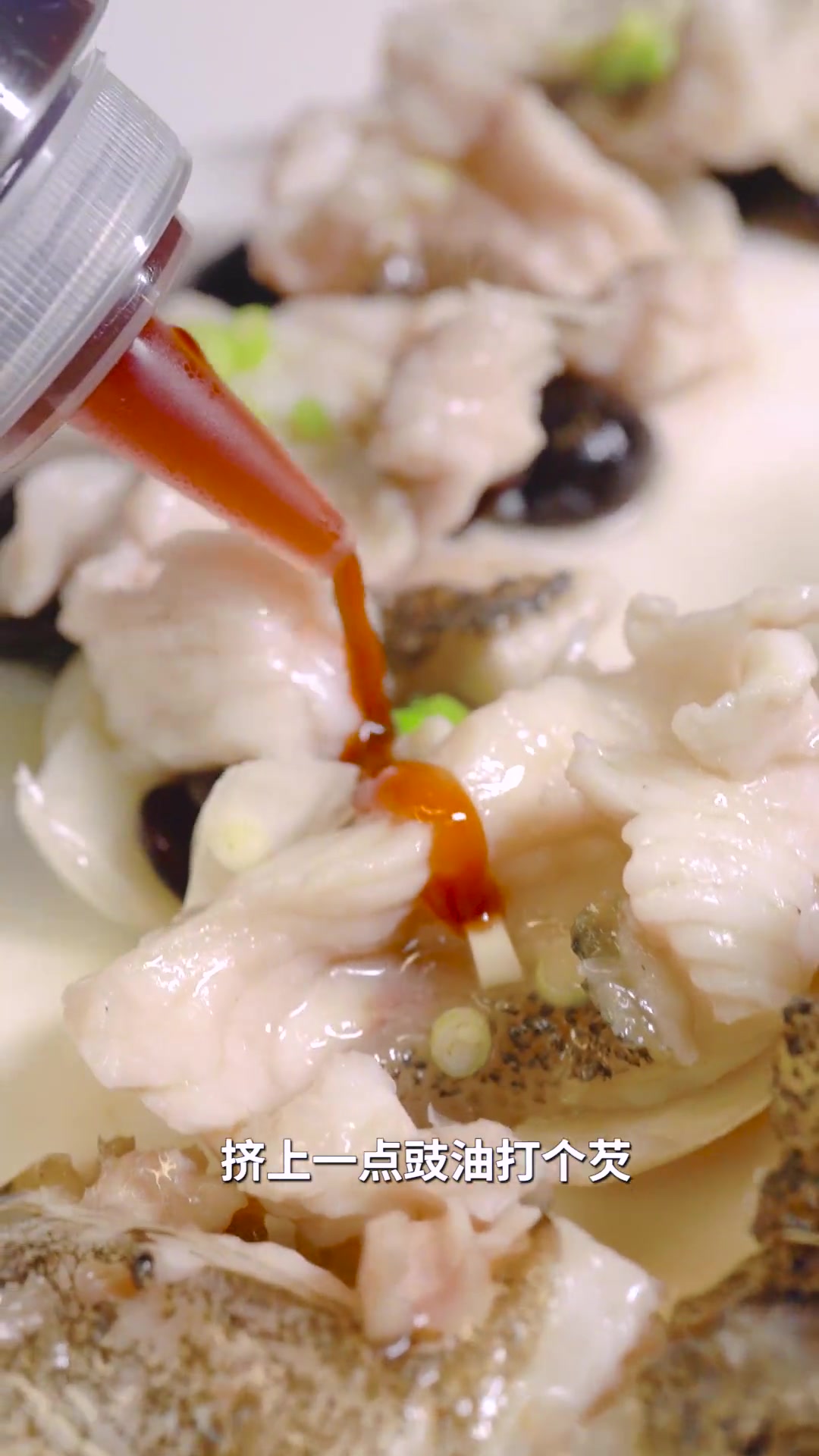 石斑之王可不是这么蒸的！今天刘师傅教你做一道色香味美的古法蒸龙趸，你学废了吗？