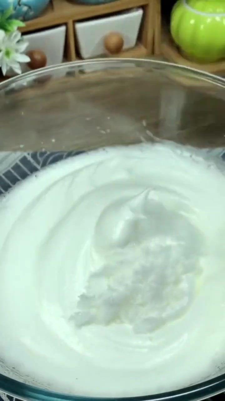 超简单蛋糕切块教程好吃到爆快来试试