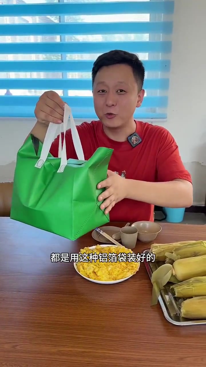 泊头前孔村自己散养的笨鸡，想吃哪只炖哪只！