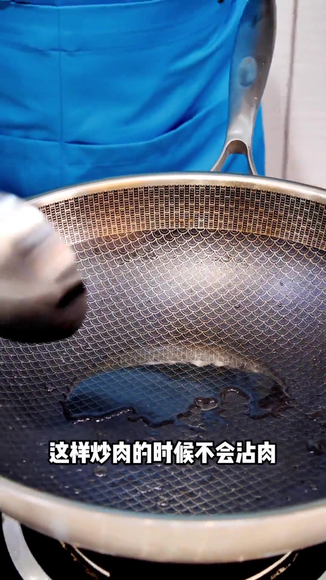 茭白炒肉片；全家人都喜欢吃的家常菜，好吃又营养，方便又美味