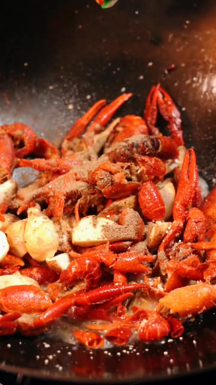 家庭版五香小龙虾来了,简单好吃,容易上瘾!