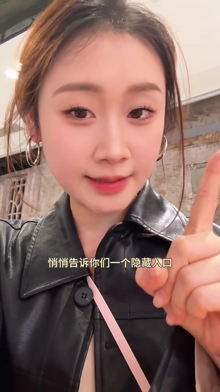 上周末带朋友在长沙文和友逛吃