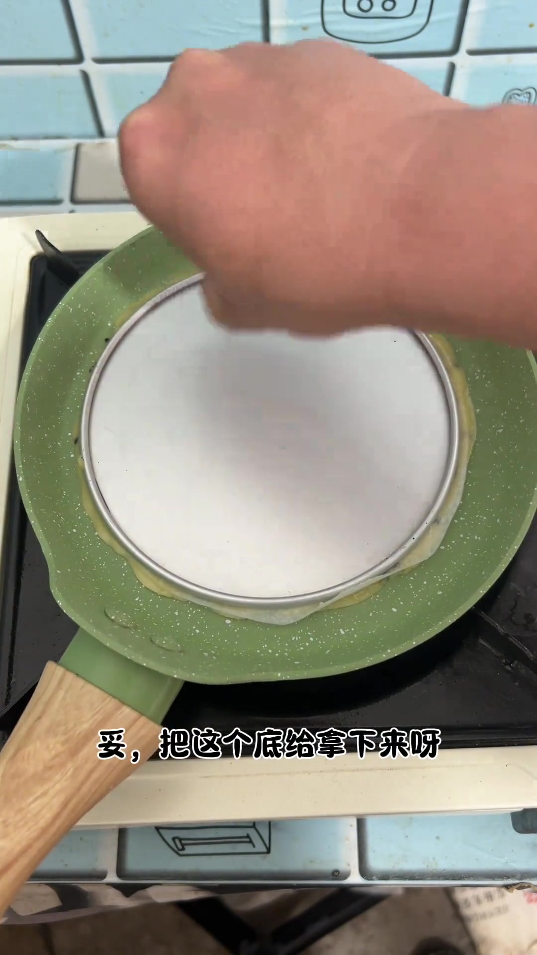 来教教大家做鸡蛋卷!