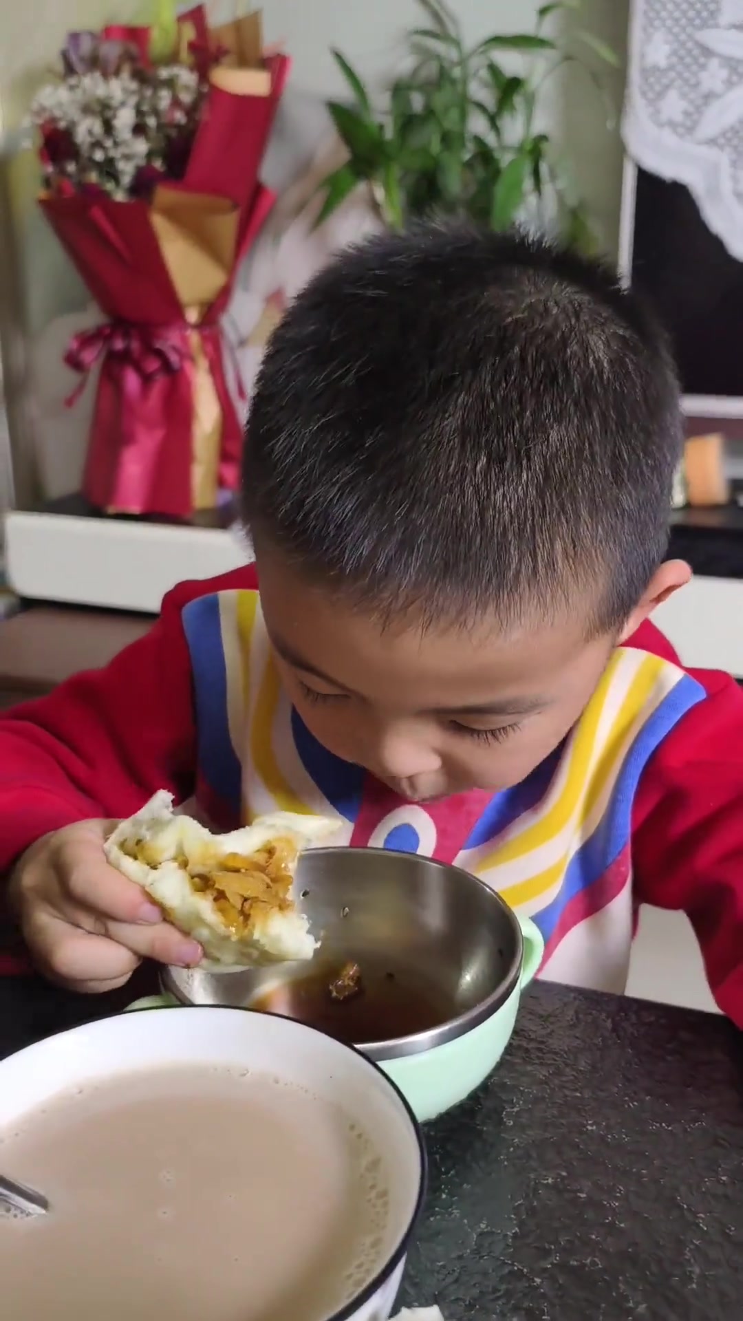 治愈一天疲惫的晚餐,那必须是热气腾腾的大包子,老公和孩子都说太香了