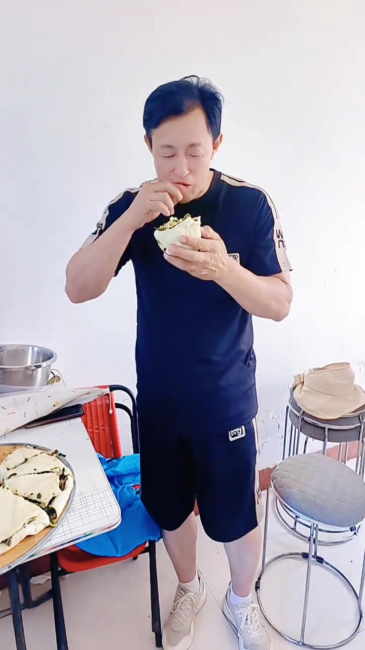 今日中午纯天然马须菜馍胡辡汤,家味超棒