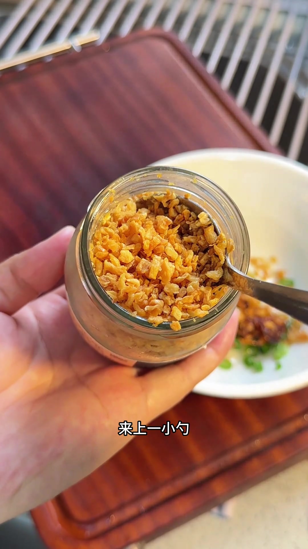 家里有小朋友经常会给她吃牛肉，今天的牛肉汤好好喝，牛肉鲜嫩，汤底鲜香可口