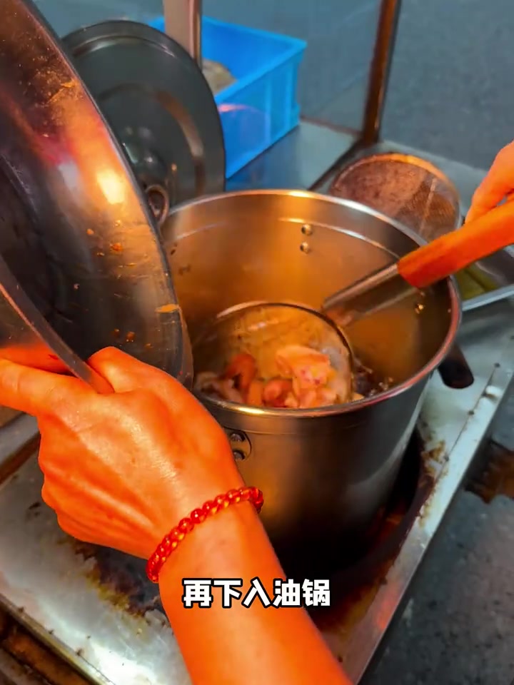 谁能拒绝的了这一口香喷喷的香酥鸡啊