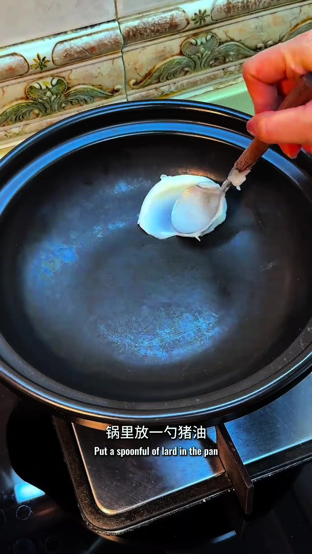 煲仔饭煲仔饭，做法简单又好吃，一口下去超满足，味道一点儿不输外面的