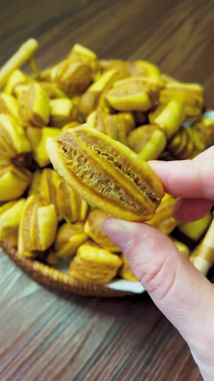 小零食炸果子教程,香甜酥脆超好吃