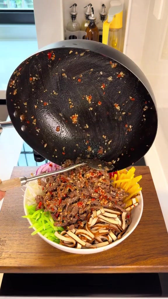 五彩牛肉丝，治愈系美食