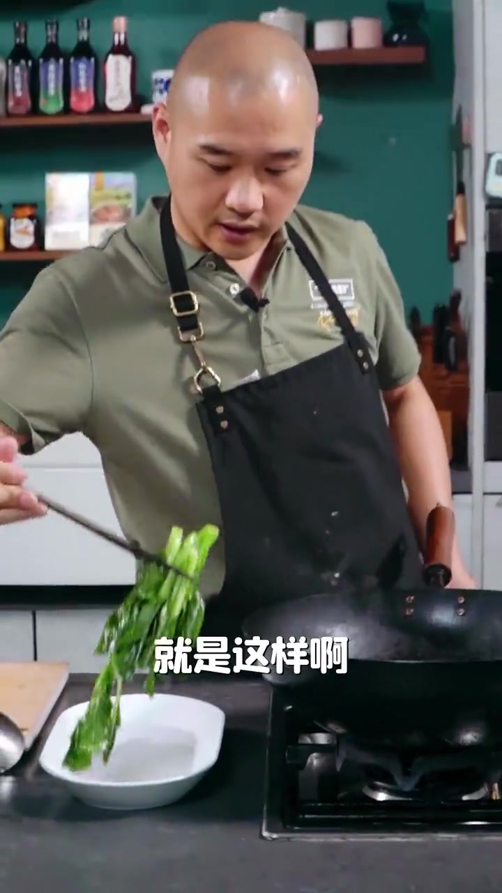 老少皆宜的油淋菜心做法,清甜可口超简单