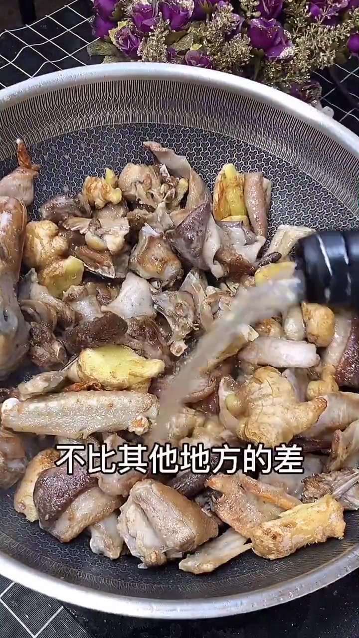 台州版的猪肚鸭!好吃吗?其实不一定要把鸭子放到猪肚里面的