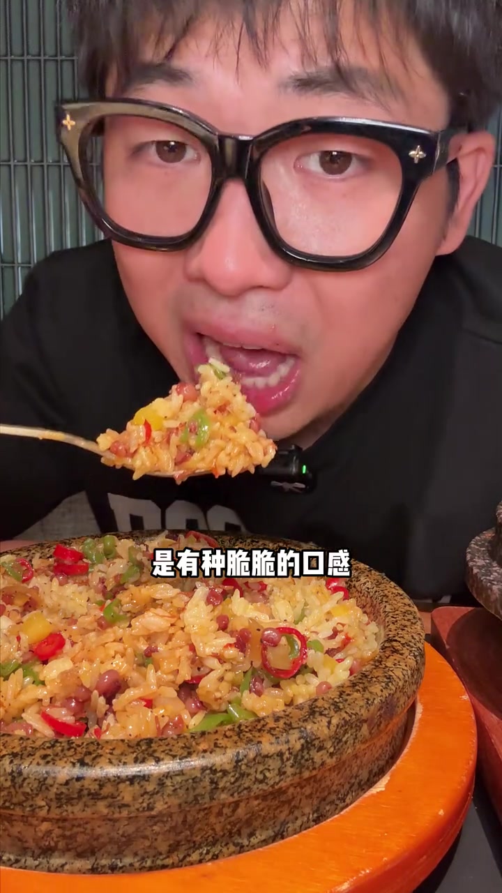 沉浸式体验，最近爆火的韩国料理，每道菜都像开盲盒