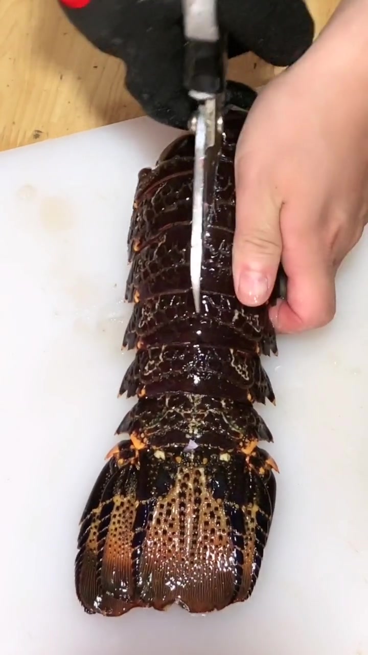 澳龙龙虾尾超赞，爱海鲜的快来