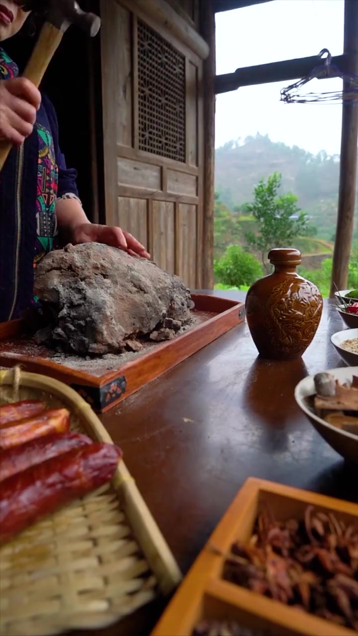 乡间挖红苕，享荷叶鸡，地道川味巴适