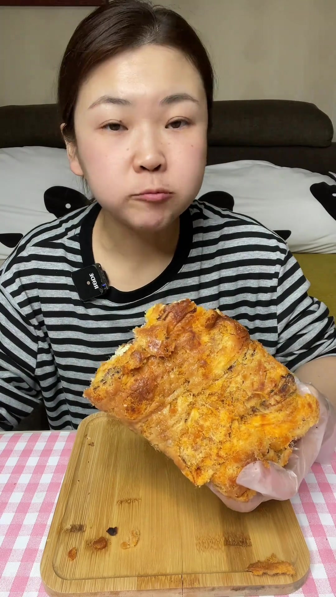 奇本巧克力贝果超有嚼劲红豆肉松面包似板砖