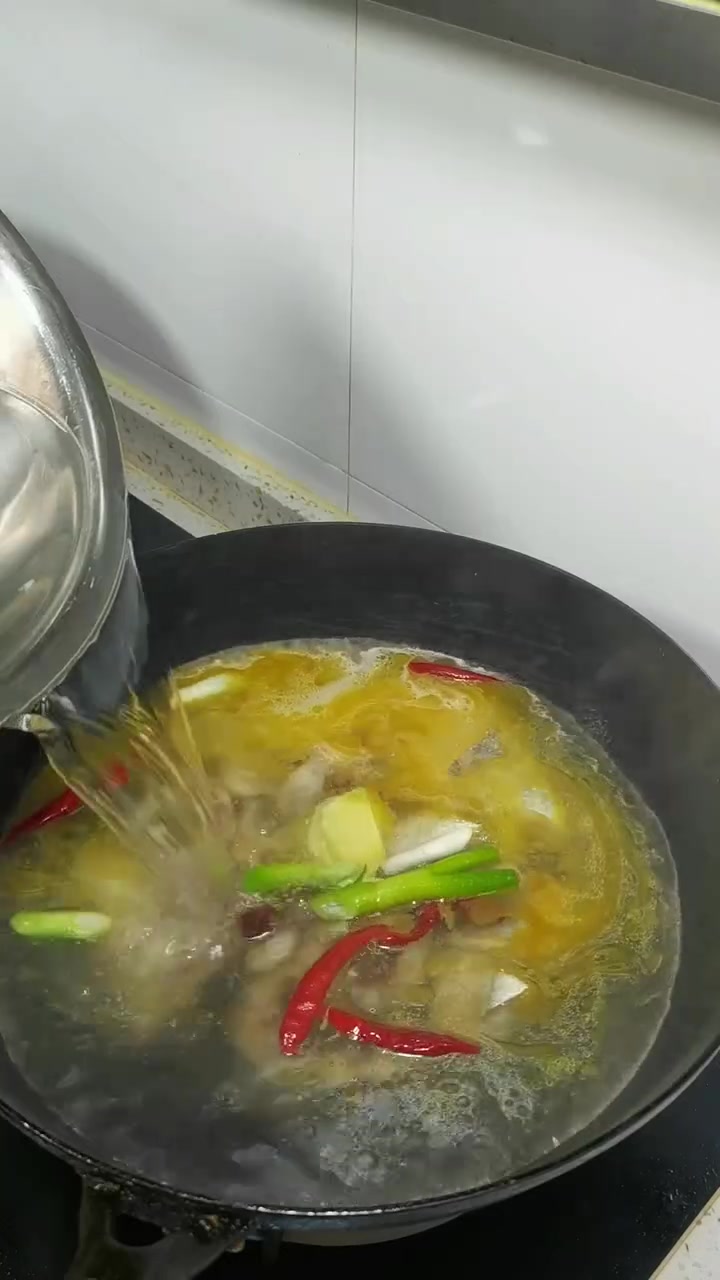 孩子老人爱吃的血鱼做法,简单又美味!