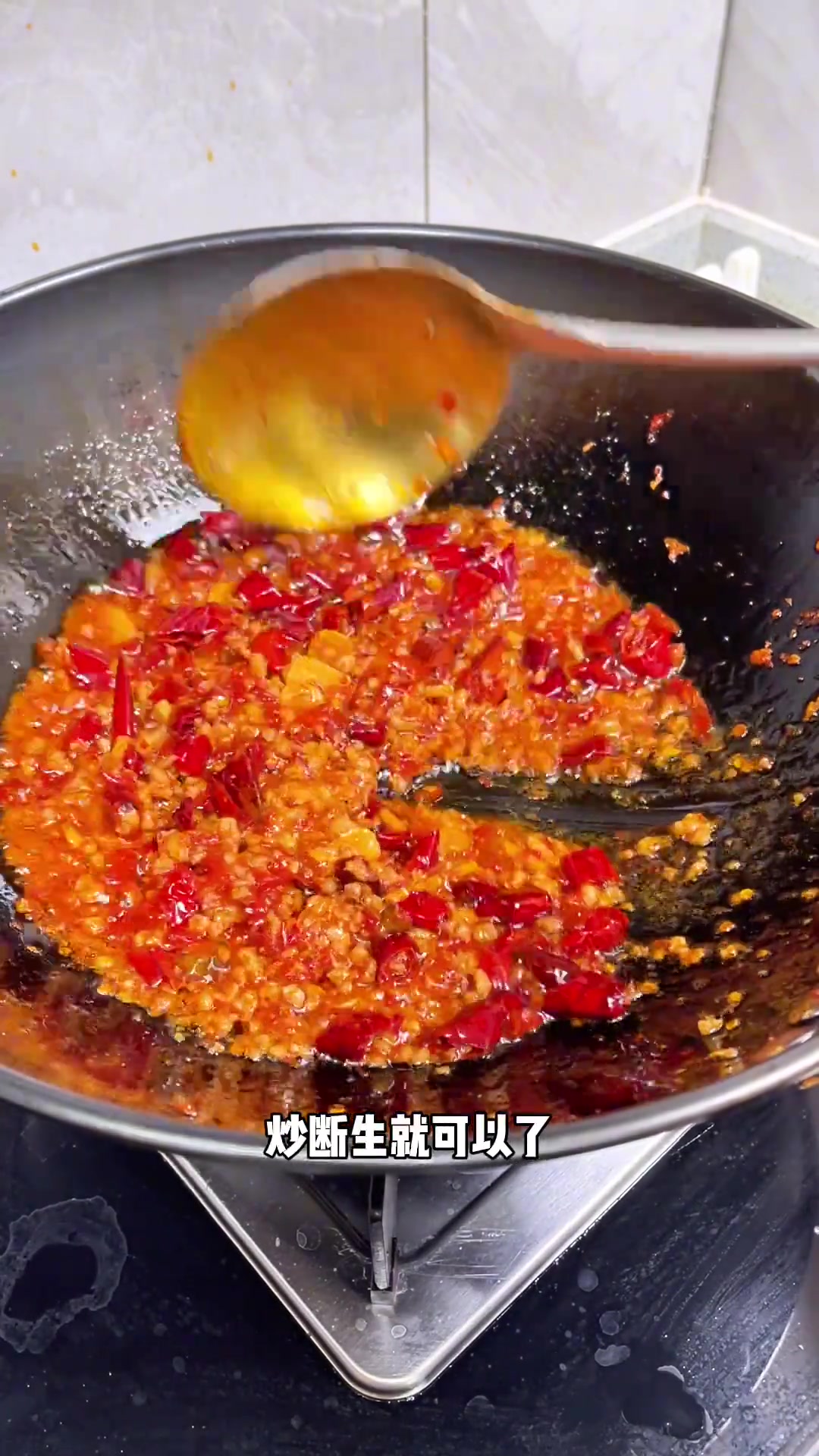 酸菜炒魔芋来了，下饭简直无敌！