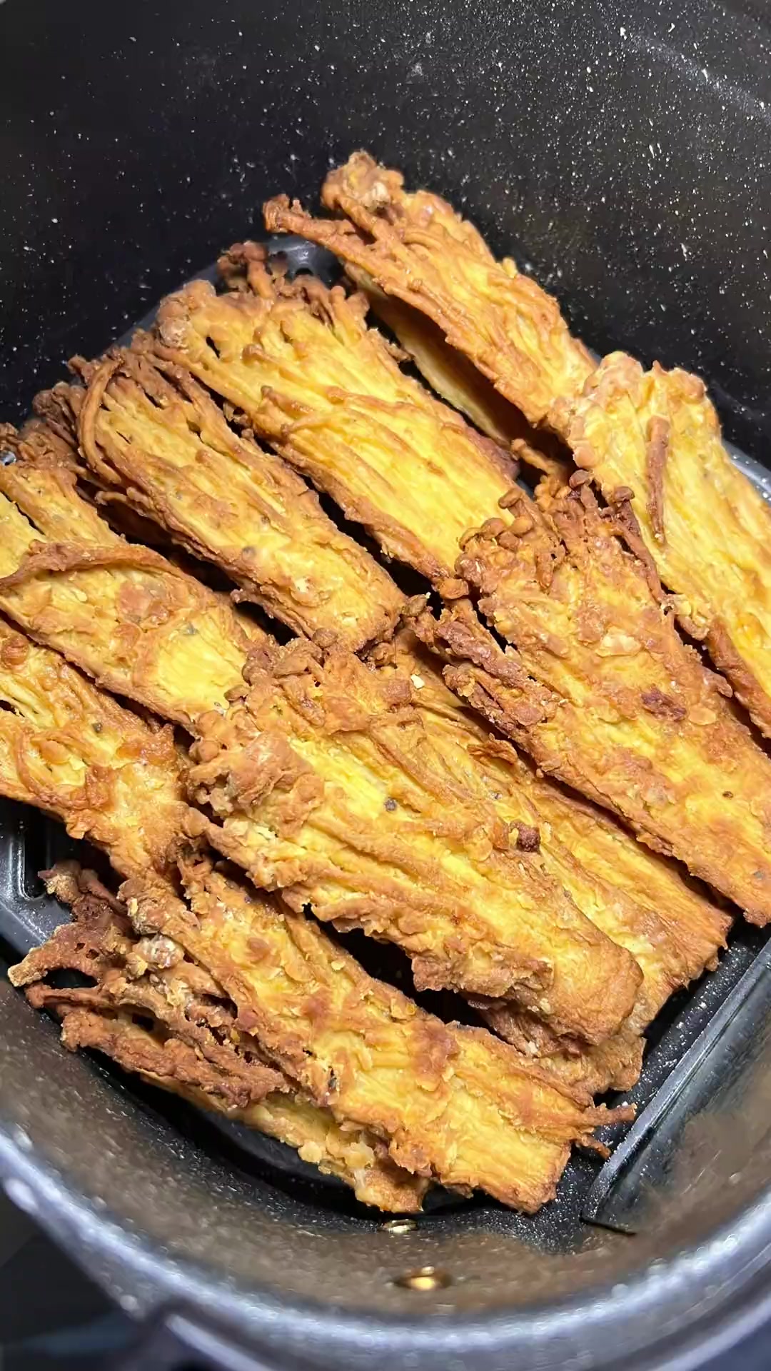 减脂期炫空气炸锅酥炸金针菇,比炸鸡还香!