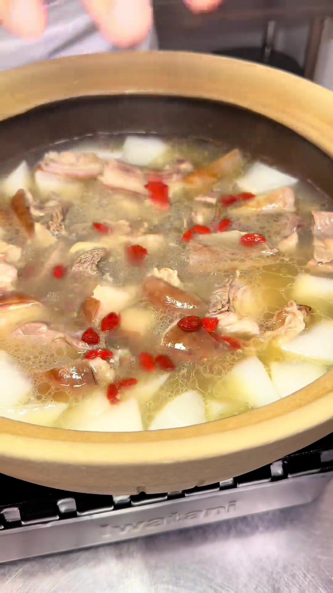 “萝卜清汤羊”汤鲜味美