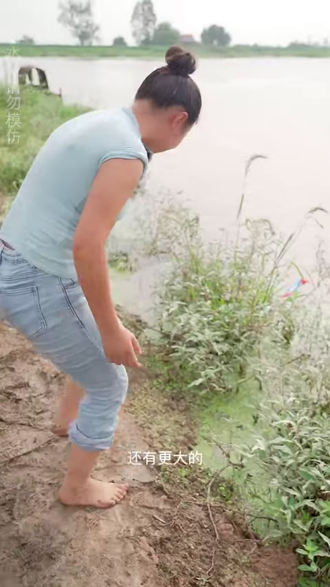 花300元包下的虾塘没想到条条都是斤货(4)