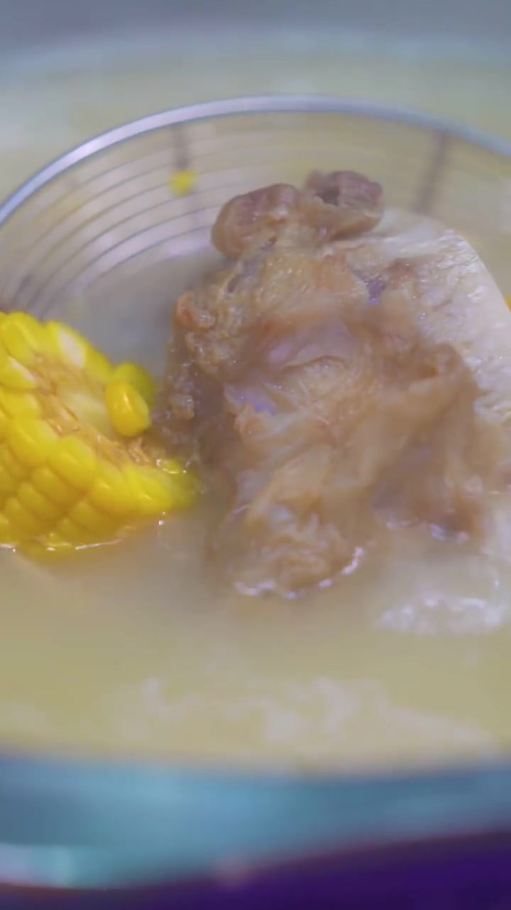 冬天来食翻餐驴肉火锅，滋补又养生