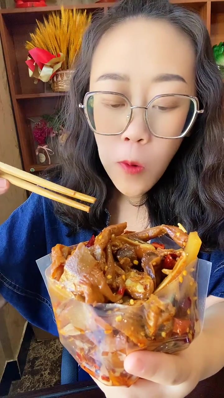 鸭脆肚鸡脚筋鸡胗牛皮三角骨,又香又辣超好吃