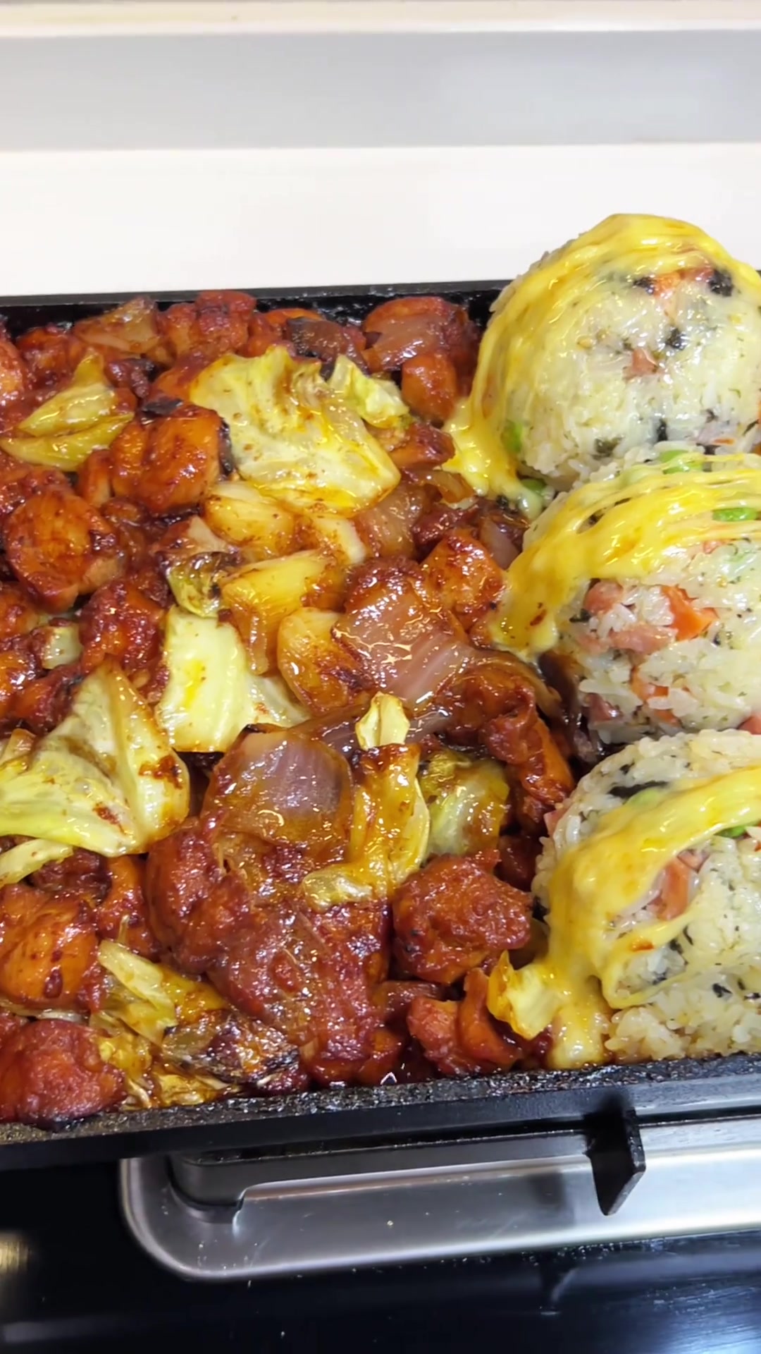 在家做饭,老婆做的春川铁板鸡等超爽!