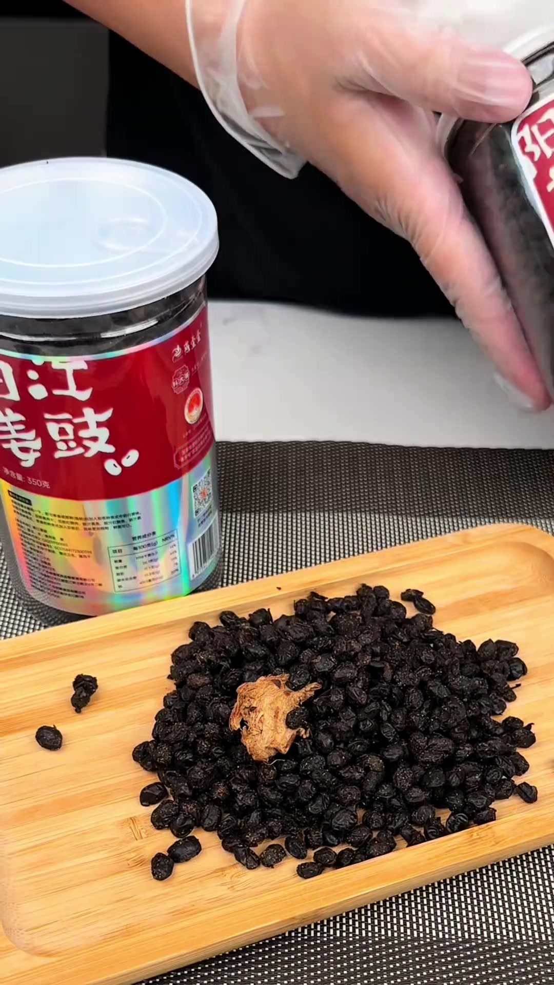 豉香生焗鲈鱼,豉味浓郁,回味值得推荐