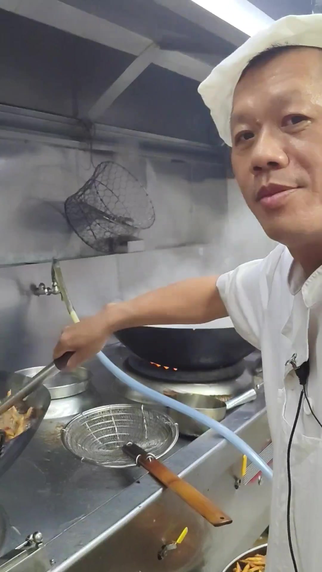 分享粤点特色脆皮鸡爪的制作过程