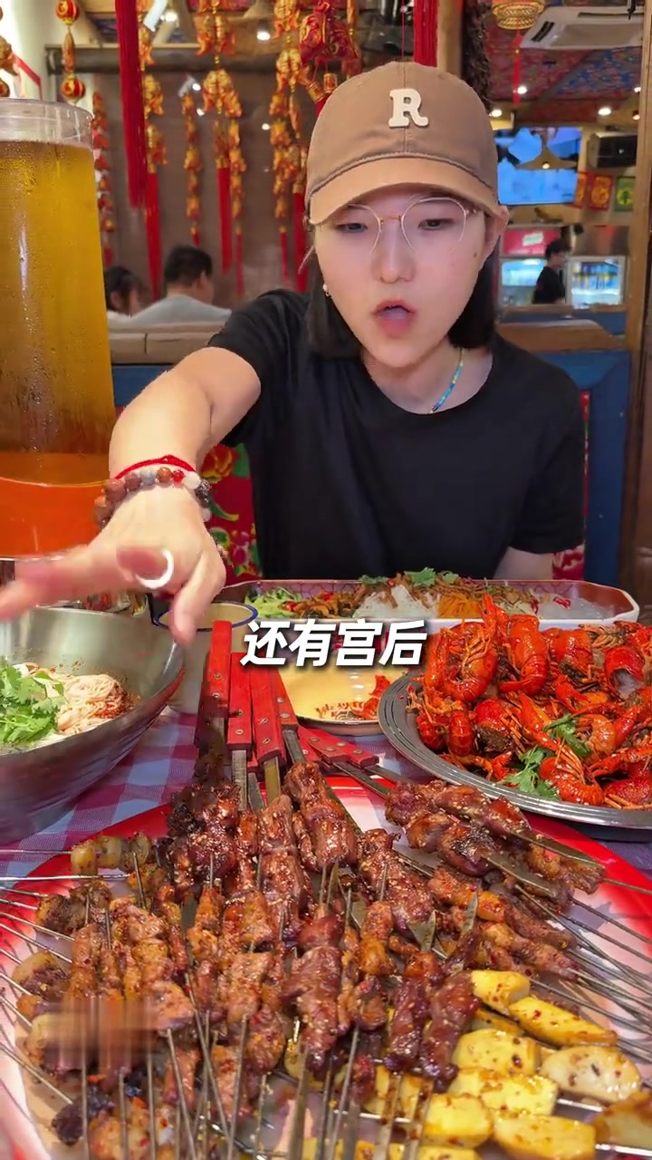 99就能吃5斤金湖龙虾