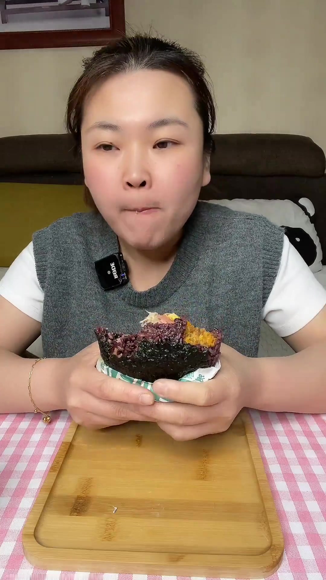 山姆酸奶芝士蛋糕无声版视频