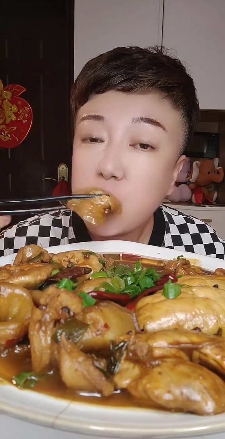 安康鱼杂超美味,鱼肝似鹅肝,鱼杂炖豆腐快来买!