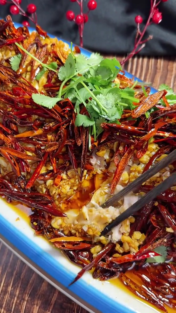 嘎嘎好吃的蒜鲍鱼做法,鲜嫩有椒香蒜香超过瘾