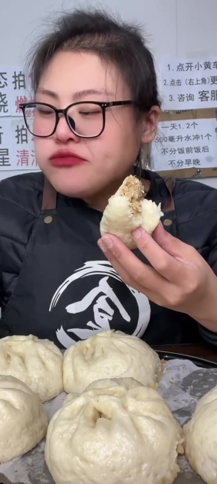 总食堂大厨麻利包锅过年面食全搞定!