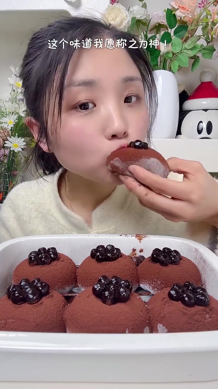 搅一搅搞定！一口爆浆珍珠雪媚娘，软糯拉丝超奶呼