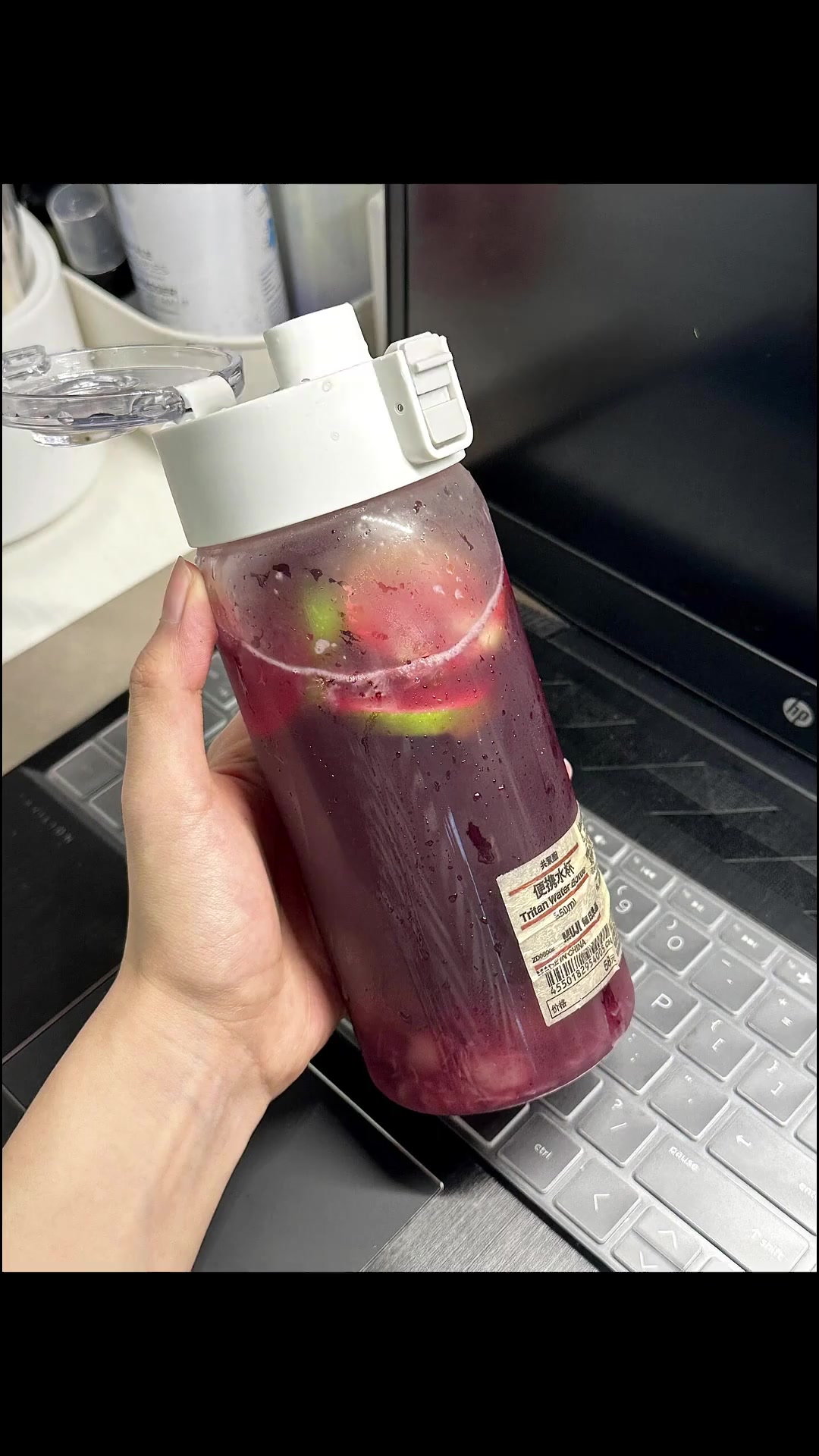 如此复刻出奶茶店招牌饮品，水灵灵的！