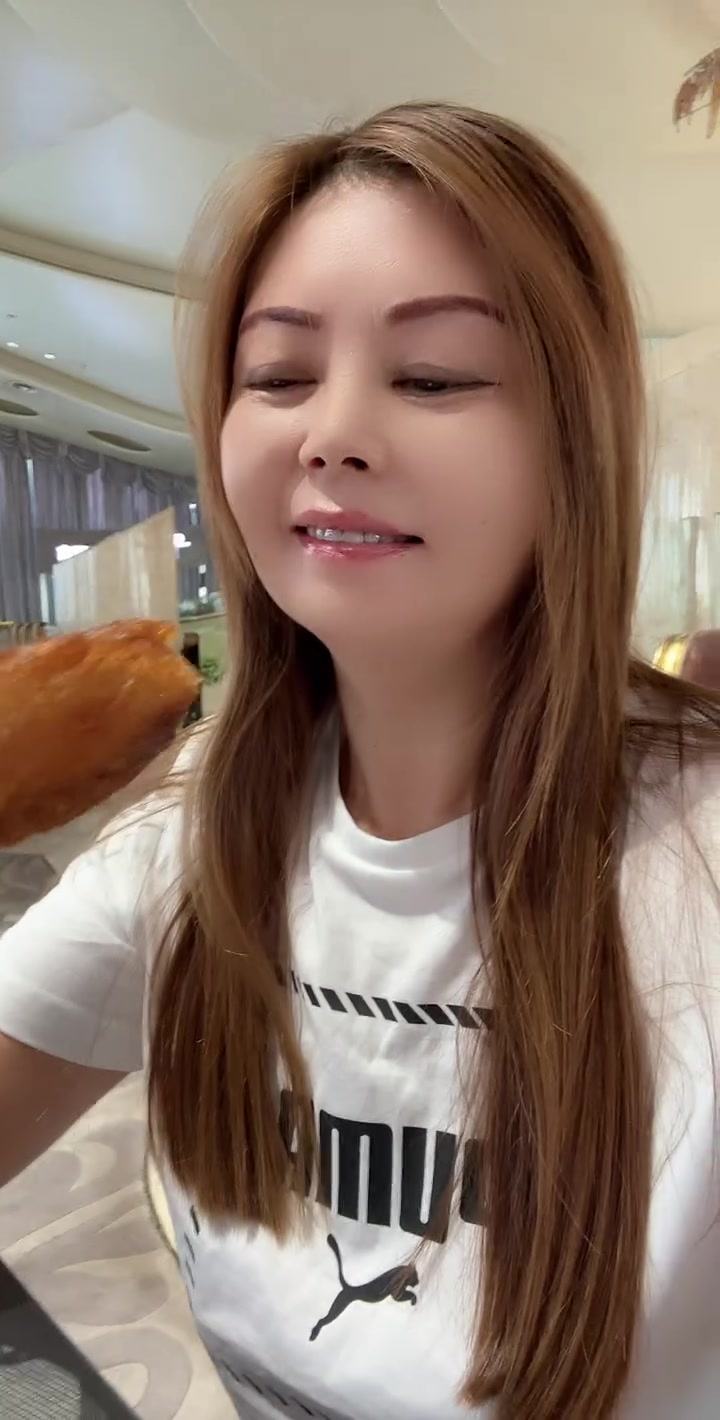 酒店早餐，挺好吃的