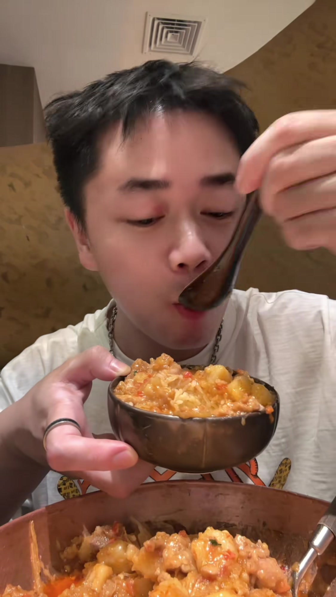 上海本地人推荐的云南菜，值得反复打卡，上海美食映泸沽