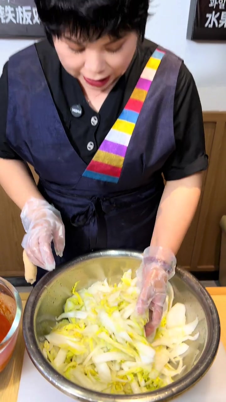 马上拌,马上吃的辣白菜,简单易学家常做法