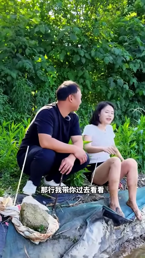 大表哥花1000元包下200万粉丝女网红的龙虾塘,没想到她一年血亏10万?(1)