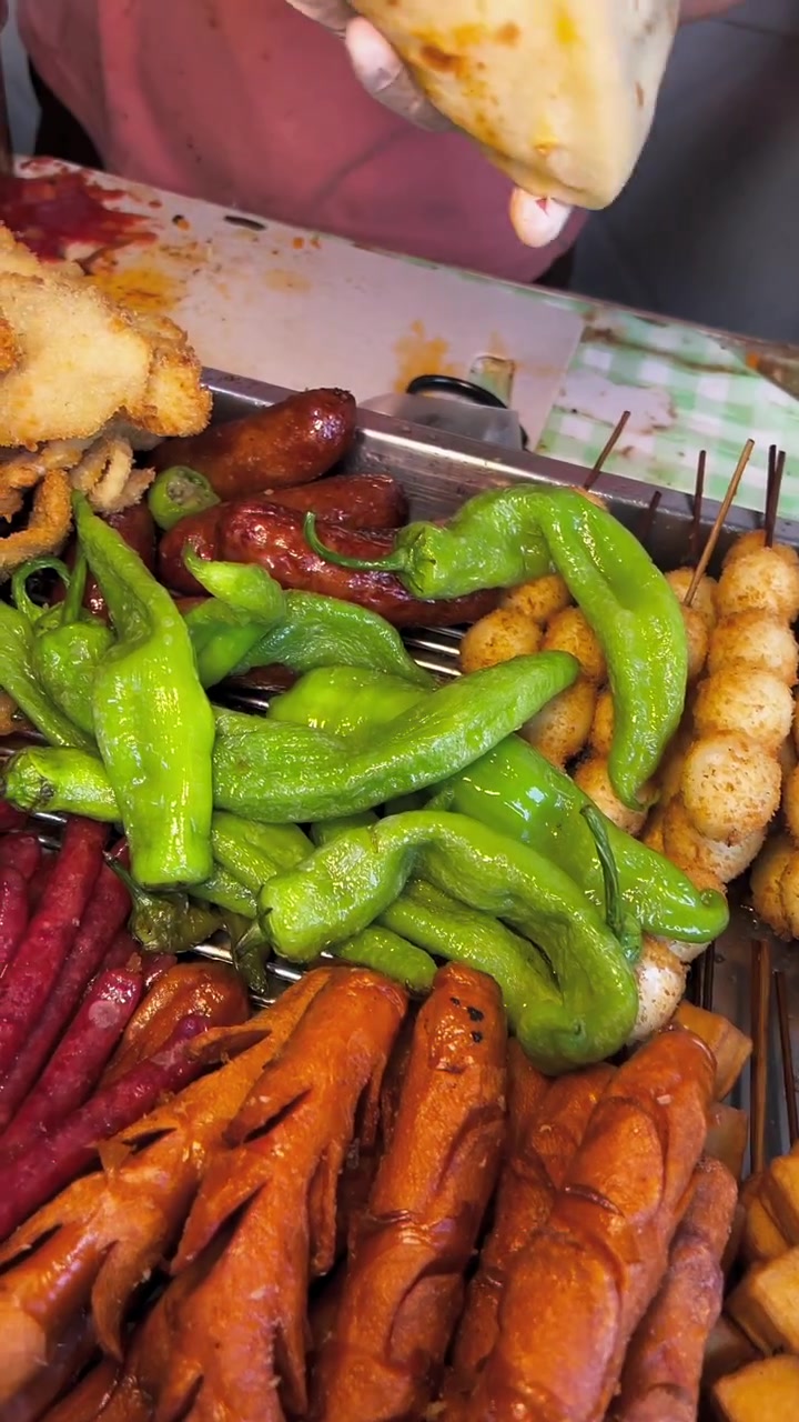 天津超豪华早餐,大饼夹一切