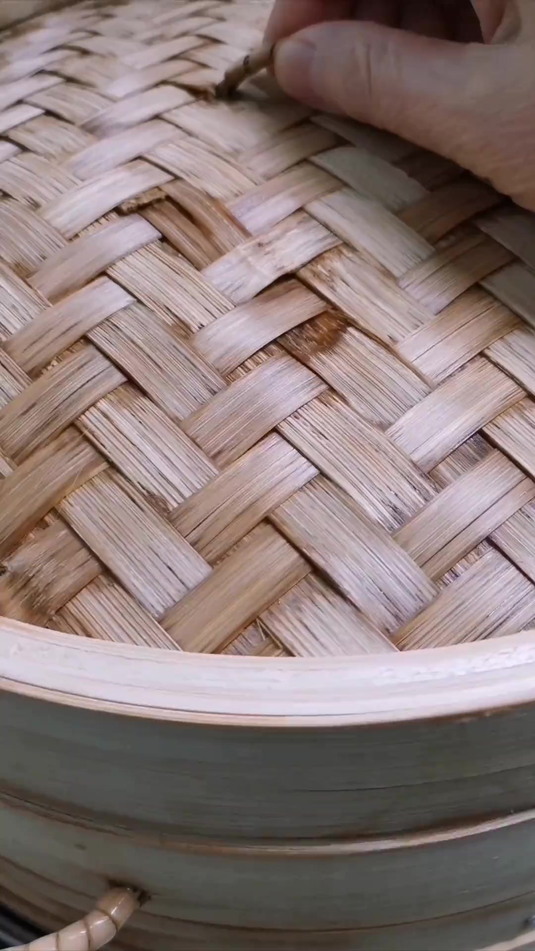 带着油皮的大肉包外皮暄软内陷鲜香太香太好吃了