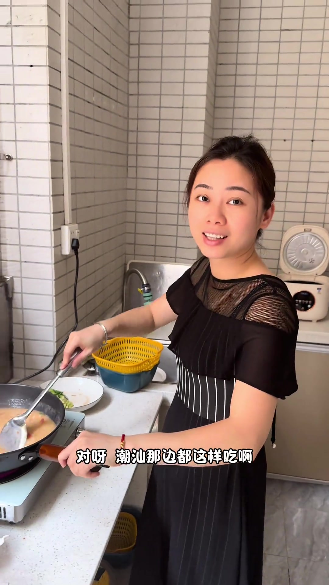 会做饭的男友教煮潮汕虾粥,超鲜超好吃!