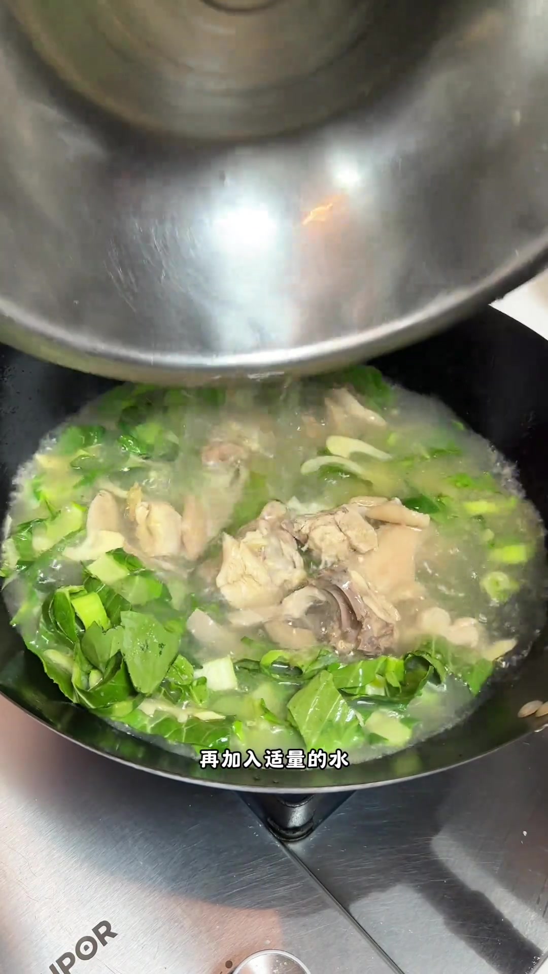 有个会做饭的江苏妈妈是种什么样的体验，今天给我做的鸡汤手擀面好好吃