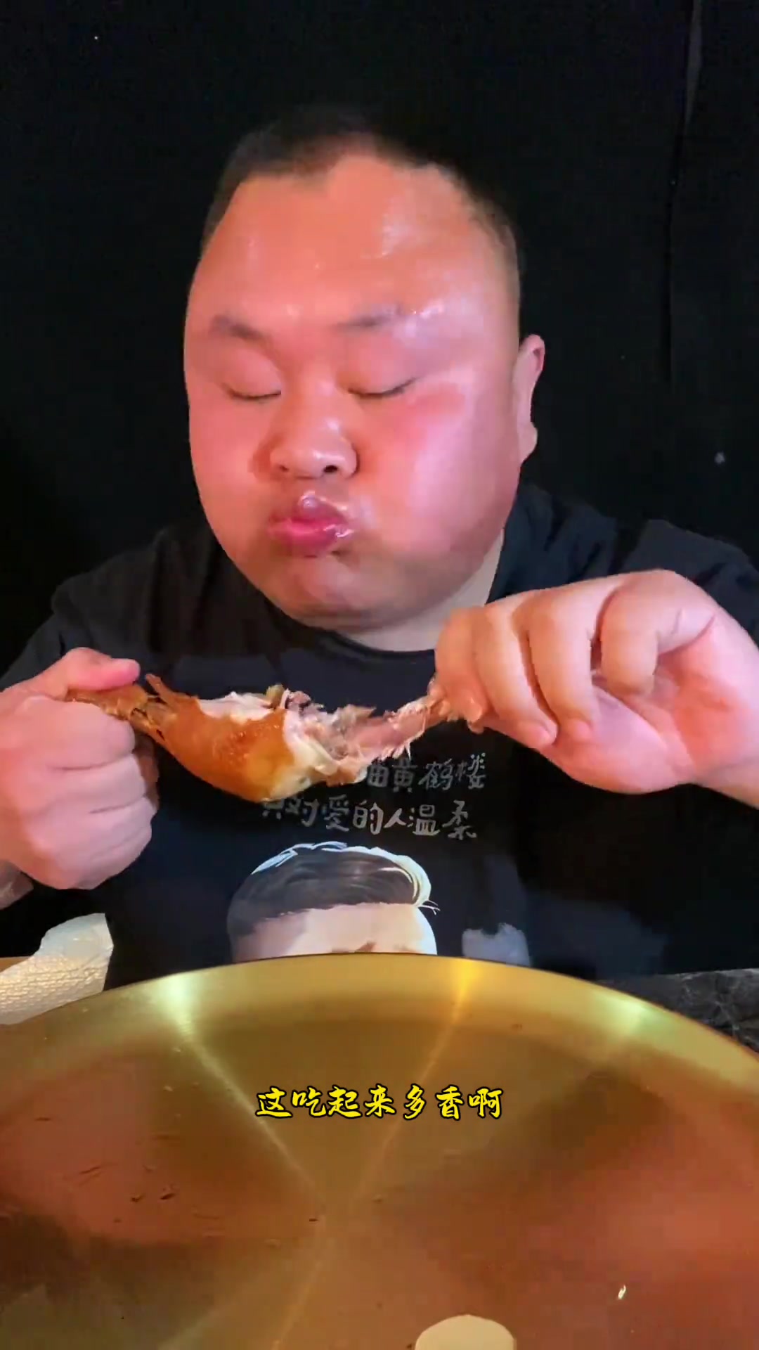 餐食难吃!鸡腿汉堡芬达这物价咋回事?